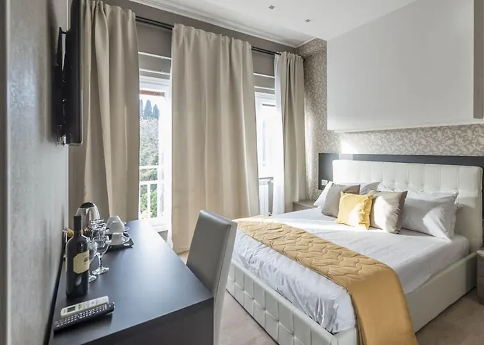 Отель типа "постель и завтрак" Happy In Рим